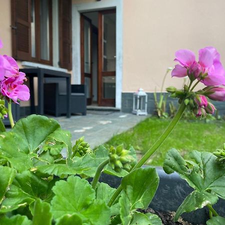 Peonia Apartment - Appartamento Vista Lago レッツェノ エクステリア 写真