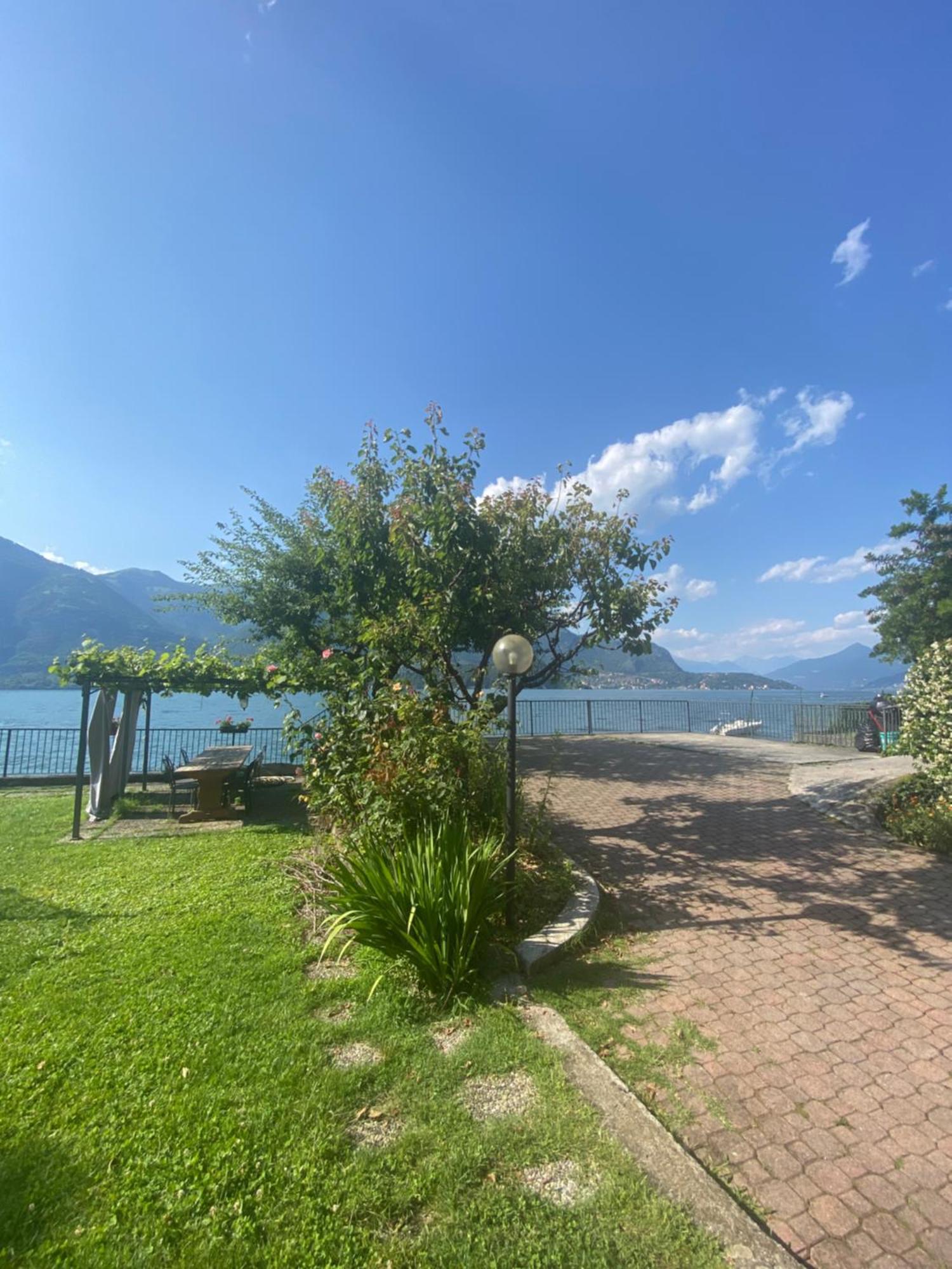 Peonia Apartment - Appartamento Vista Lago レッツェノ エクステリア 写真