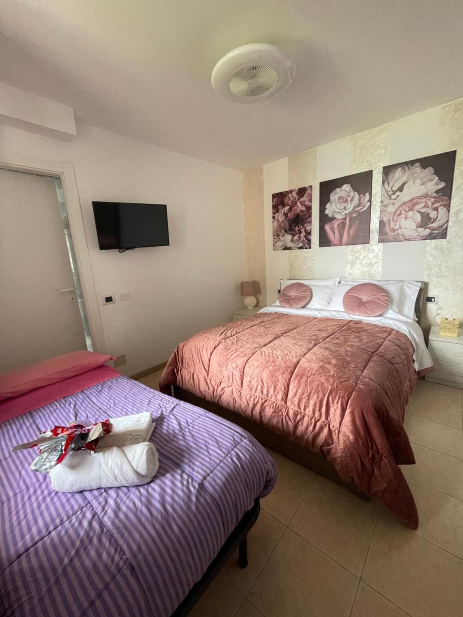 Peonia Apartment - Appartamento Vista Lago レッツェノ 部屋 写真